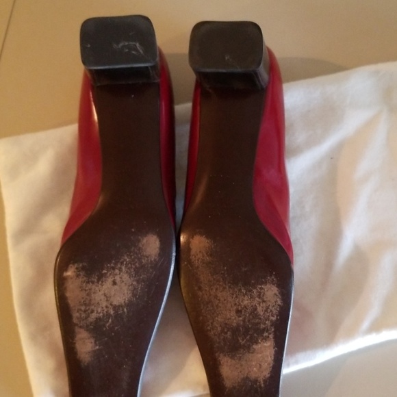 Prada Pumps - Picture 3 of 7